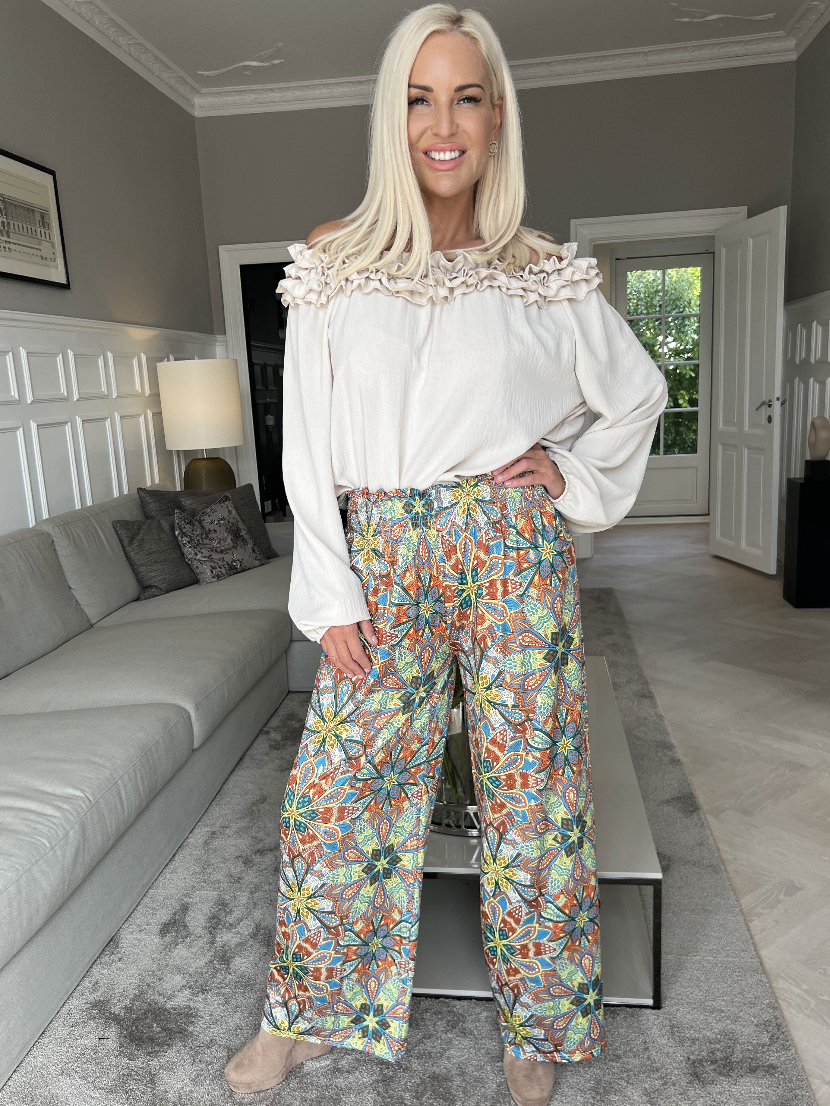 Pams Pants Multi - Lösa mönstrade byxor i elastiskt tyg